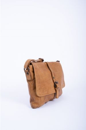 Sac cuir Vintage porté travers-Camel, Ocre